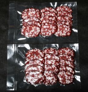Упаковка колбасной нарезки в вакуумные пакеты